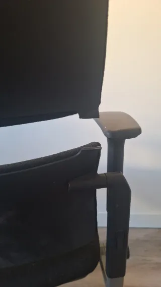 Silla de oficina Steelcase Please II negra