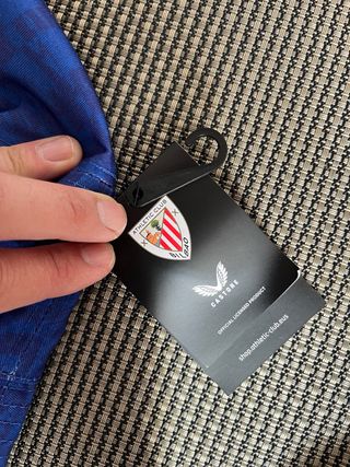 Gorro Athletic Club Azul y NegroCastore Reversible