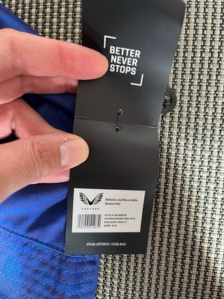 Gorro Athletic Club Azul y NegroCastore Reversible