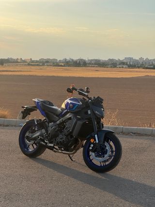 Yamaha MT-09 Limitada Azul