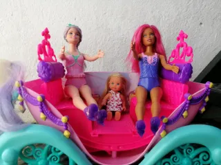 Barbie y Carruaje de Unicornio