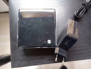 Mini ordenador intel