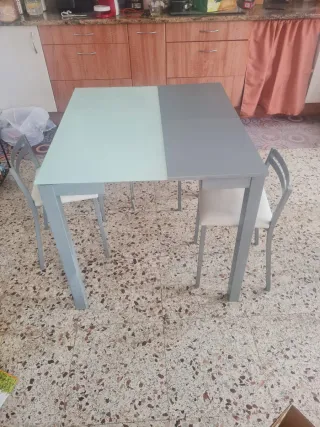 Mesa de cocina cristal y metal