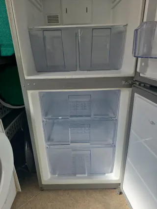 Nevera en buen estado. Precio negociable