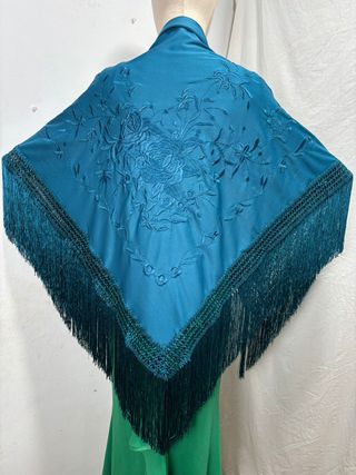 Manton Flamenco Bordado Flores Azul Verdoso