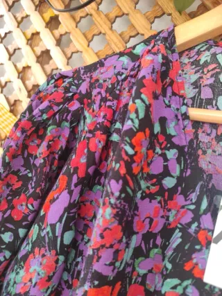 Vestido estampado floral ZARA evento invitada