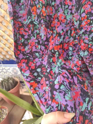 Vestido estampado floral ZARA evento invitada