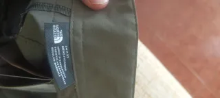 Pantalón The North Face Verde Oliva