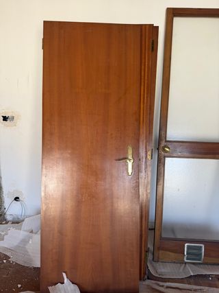 Puerta de madera 71,5x199