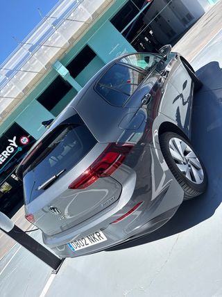 Volkswagen Golf 2025