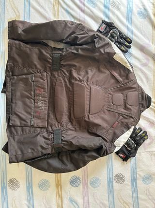 Chaqueta y guantes moto ROYALMOTO Adventure