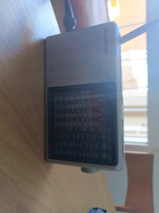 Radio Grundig YB208 Beige