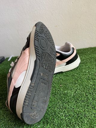 Zapatillas Puma Negras y Rosas