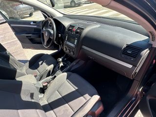 Volkswagen Golf 1.9 TDI Conceptline