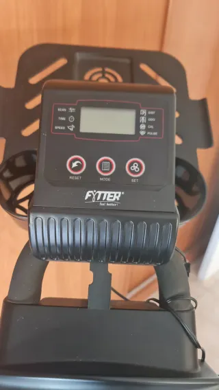 Bicicleta Estática Ajustable