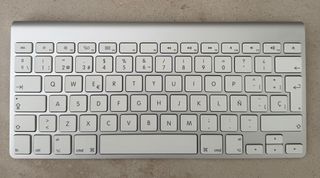 Teclado Apple Wireless Keyboard A1314 | Español