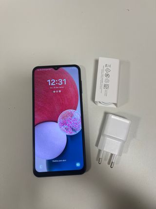 Samsung Galaxy A13 Negro con Cargador