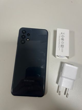 Samsung Galaxy A13 Negro con Cargador