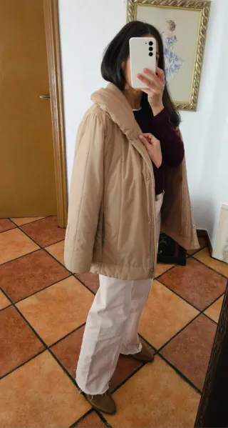 Chaqueta acolchada Punto Roma beige