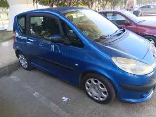 Peugeot 1007 2006