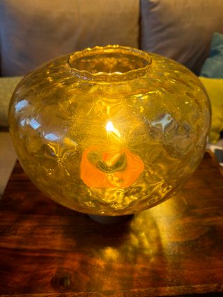 Lámpara de mesa de vidrio