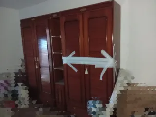 Literas Armario de madera Cama matrimonio gratis