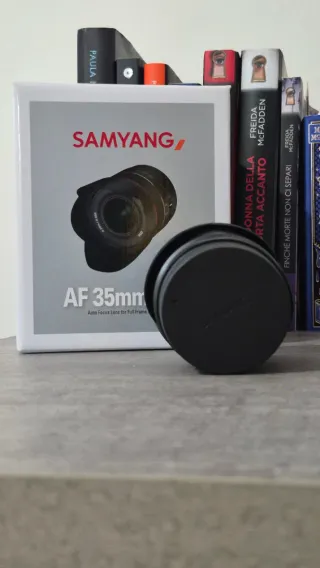 Obiettivo Samyang AF 35mm 1.8 FE