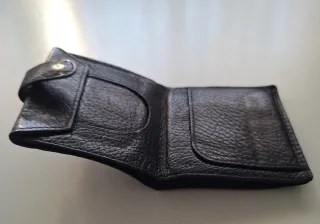 Cartera de piel para hombre