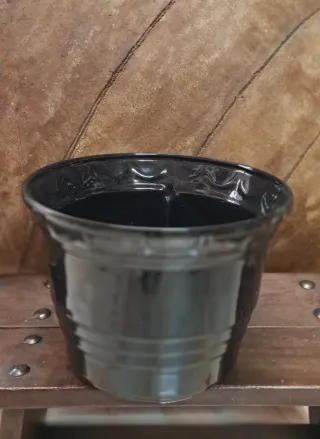 Macetero cerámico negro