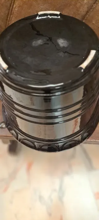 Macetero cerámico negro