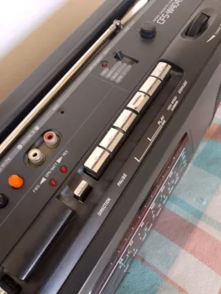 Boombox Sony CFS-W404S