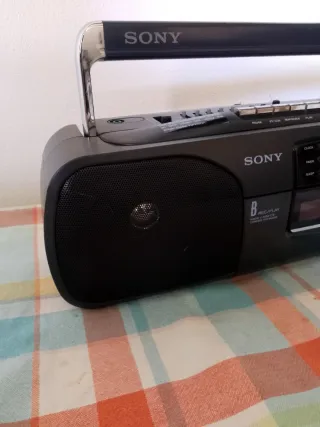 Boombox Sony CFS-W404S