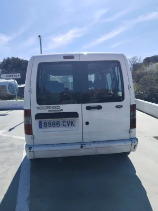 Ford Tourneo Connect 2004