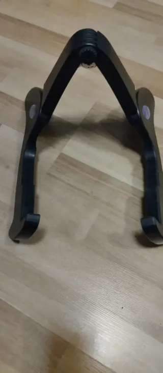 Apoyo para guitarra Guitto GCS-01