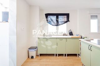 Piso en venta en Centro en Almería