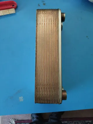 Intercambiador de calor ZILMET 20 placas