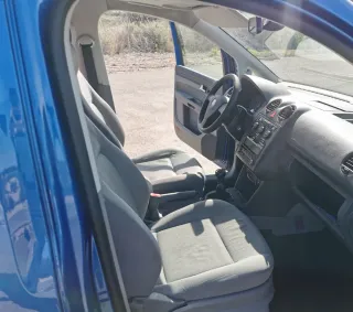 Volkswagen Caddy 2009