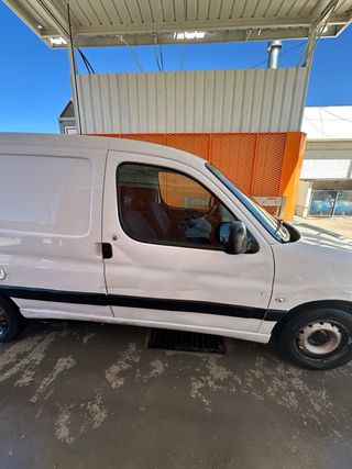 Peugeot Partner 2007 ITV Recién Pasada 240000KM