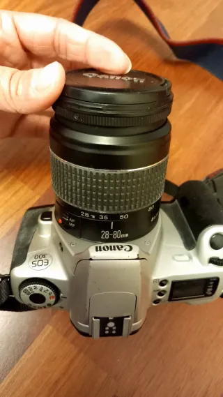 Cámara Canon EOS 300 Plata