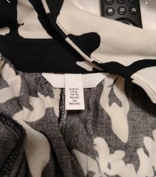 Vestido largo estampado blanco y negro