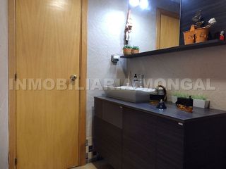 Casa adosada en venta en Marianao en Sant Boi de Llobregat