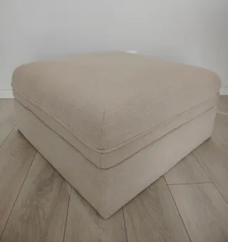 Puff IKEA Vallentuna beige con almacenaje + patas