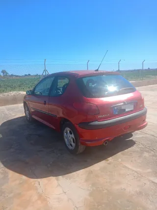 Peugeot 206 2003
