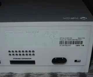 Xbox Series S Blanca + 1 Mando + 2 Baterías