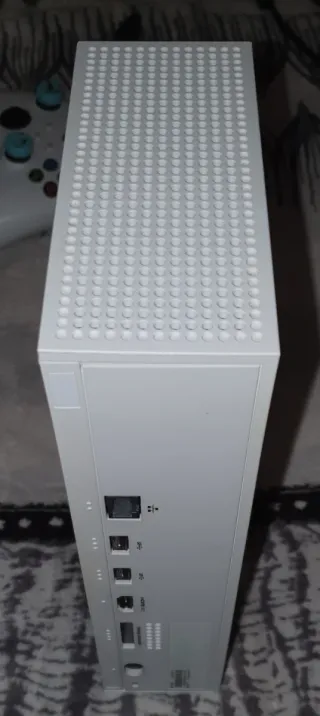 Xbox Series S Blanca + 1 Mando + 2 Baterías