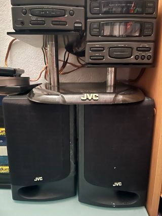 Torre de Sonido JVC UX-A4 con Altavoces, y mando