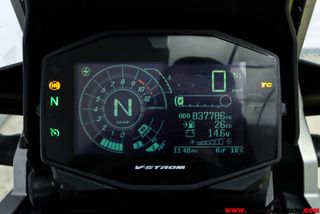SUZUKI V-STROM 1050 XT