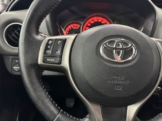 TOYOTA Yaris 70 LIVE