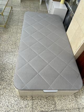 canapé beige y gris