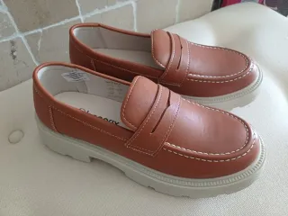 Set borsa Guess e mocassini Bonprix